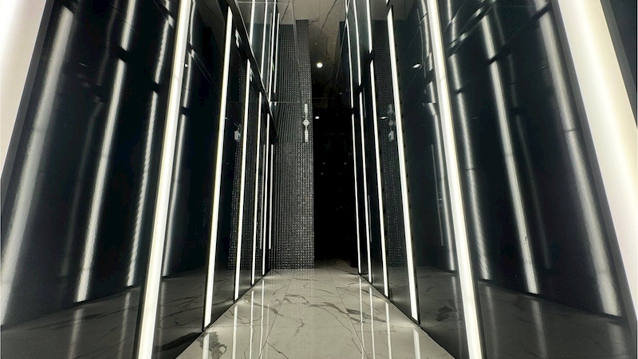 VIP ROOM への通路